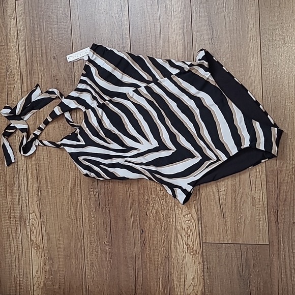 Trina Turk VIVANT ONE SHOULDER black tan white Asymmetrical One Piece swim suit - Picture 2 of 15